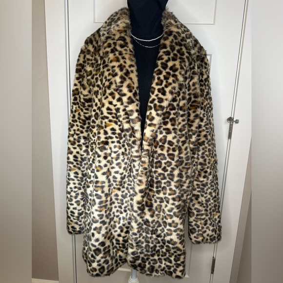 Black Faux Fur Lining Jacket - Picture 1 of 9